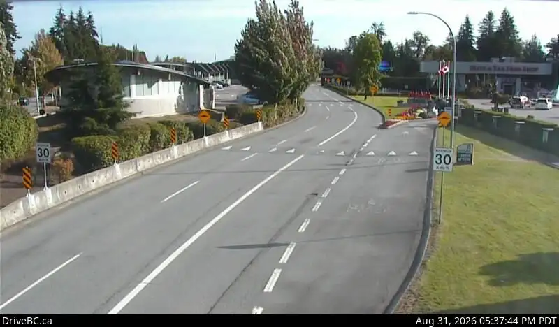 Beach Road near Peace Arch southbound