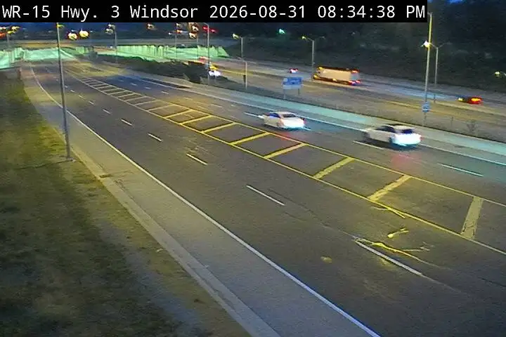 Highway 3 at Pulford Street looking north
