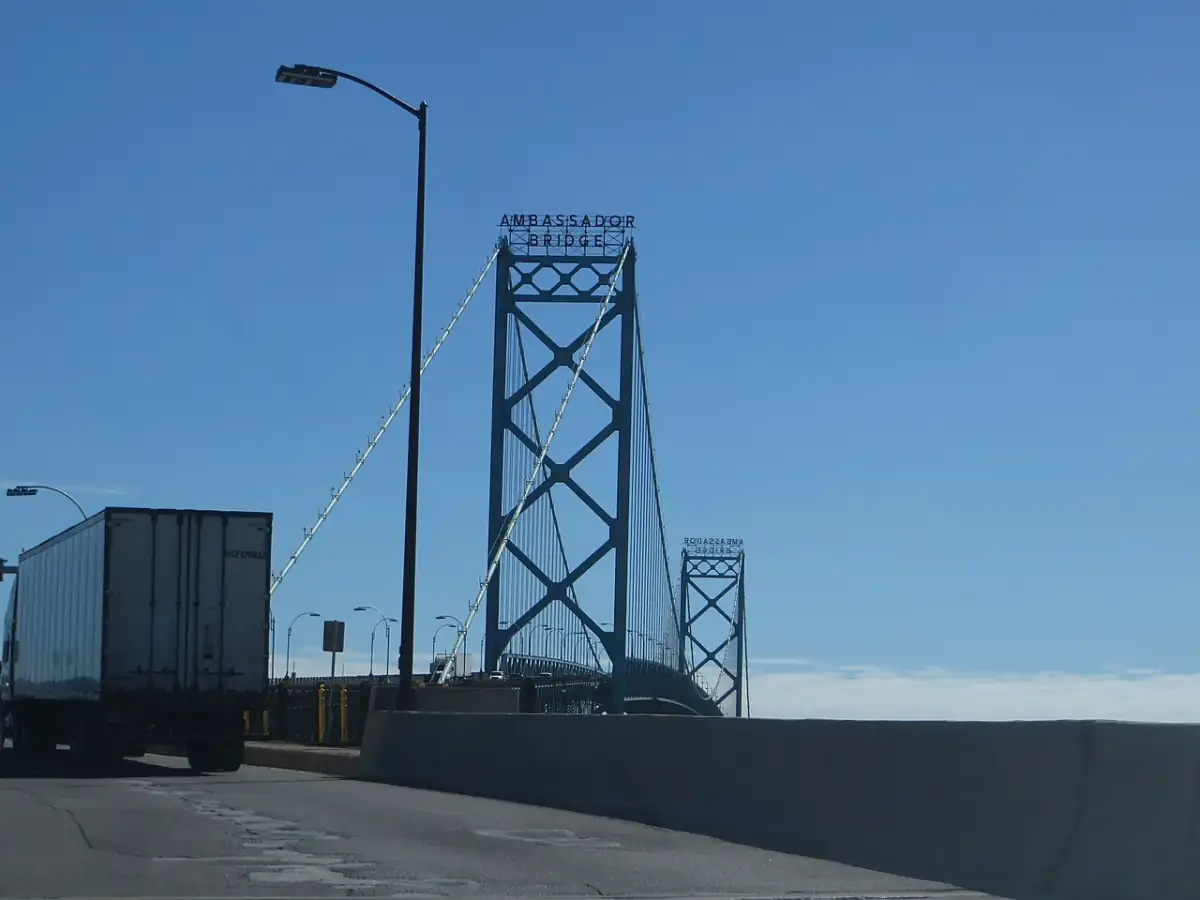 Ambassador Bridge border crossing at Detroit